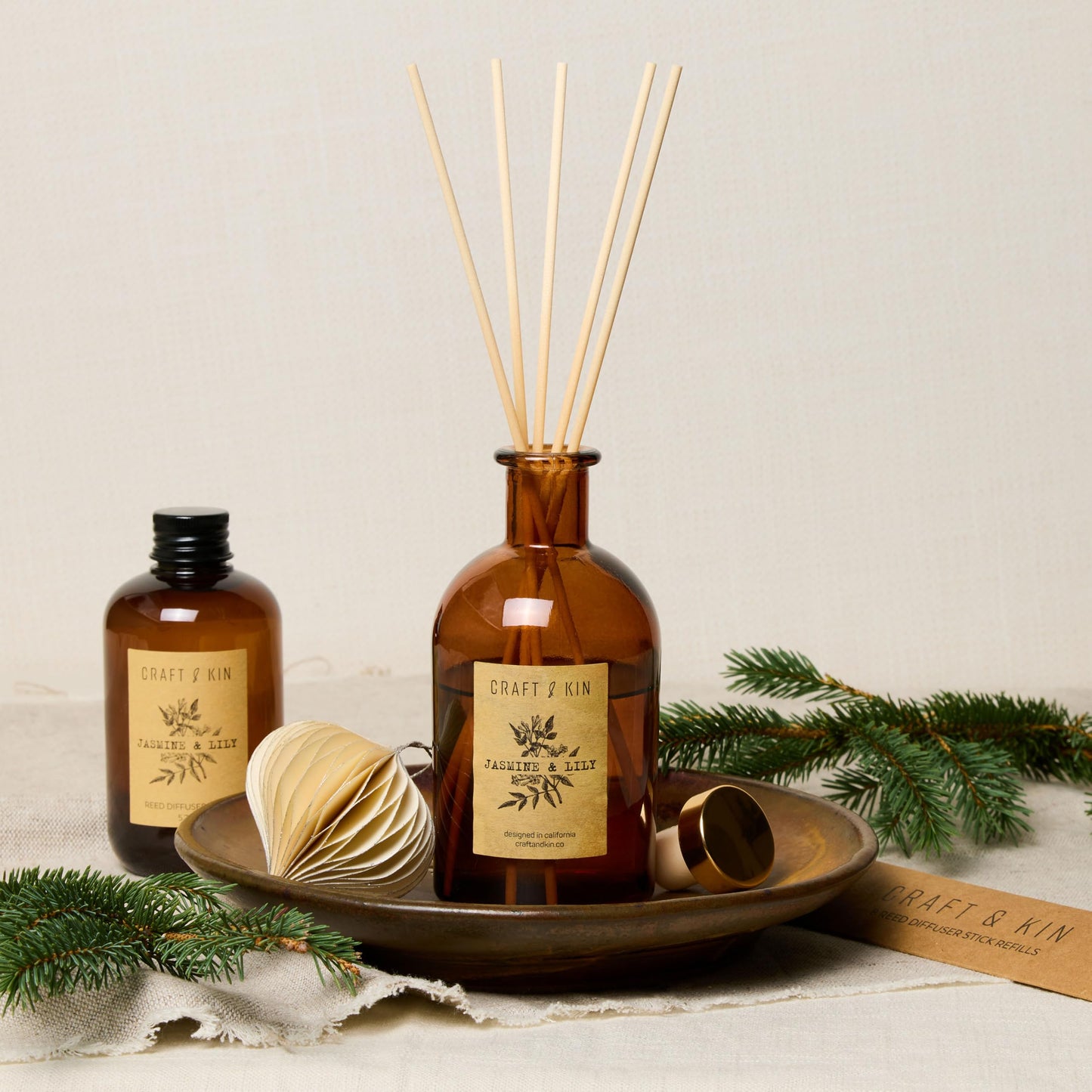 Jasmine & Lily Reed Diffuser | Includes All Natural Essential Oil & 8 Rattan Scent Sticks | Reed Diffuser Set for Bathroom | Reed Diffusers for Home | Long Lasting Home Fragrance in Amber Glass-5.75oz